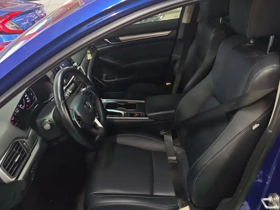 Honda Accord — миниатюра 9