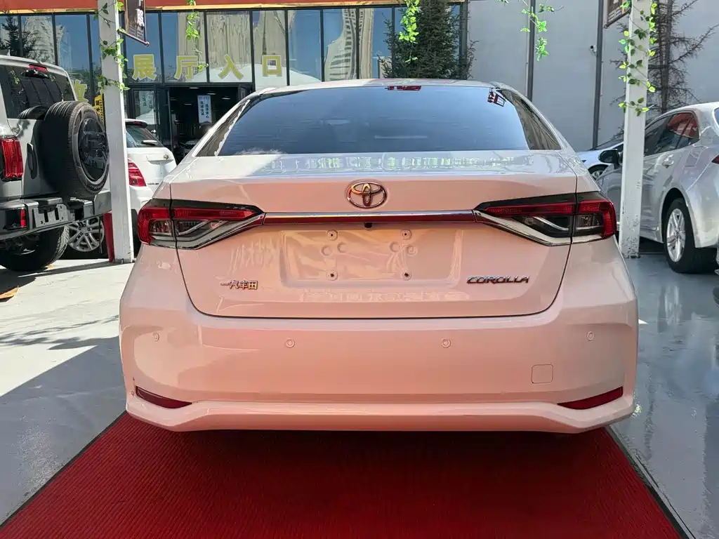 Toyota Corolla — миниатюра 7