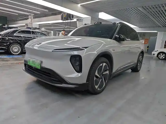 NIO ES6