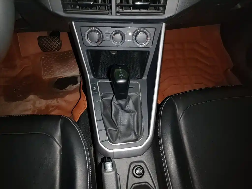 Volkswagen Polo — миниатюра 14