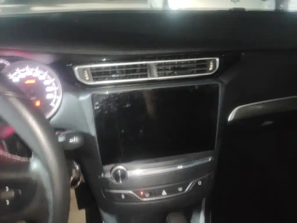 Peugeot 408 — миниатюра 13