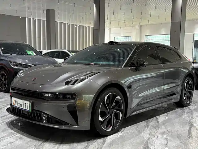 2024 Zeekr 001