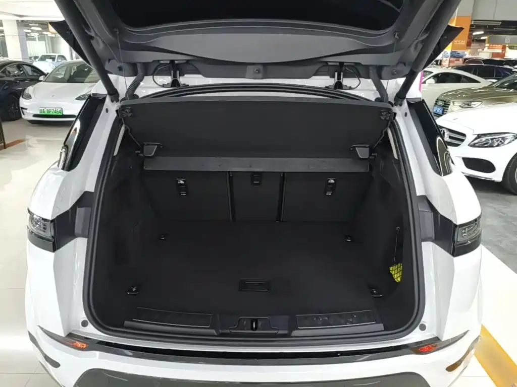 Land Rover Evoque PHEV — миниатюра 19