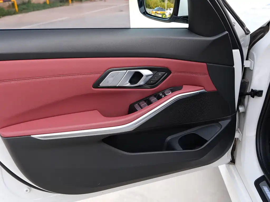 BMW 3 Series — миниатюра 7