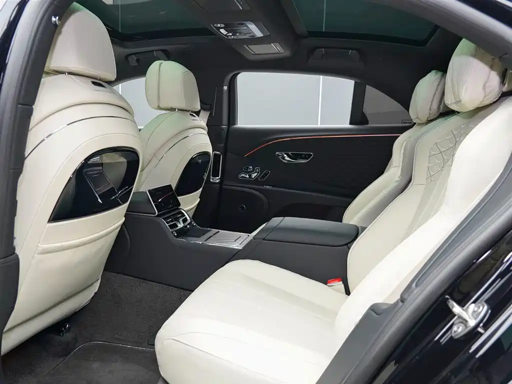 BENTLEY FLYING SPUR PLUG IN HYBRID