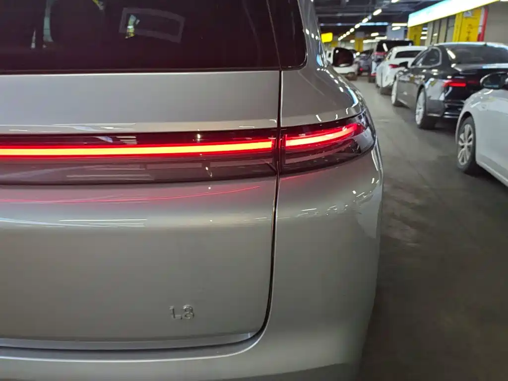 Li Auto Li L8 — миниатюра 8