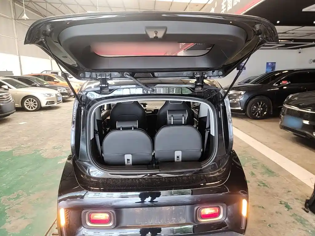 Baojun KiWi EV — миниатюра 19