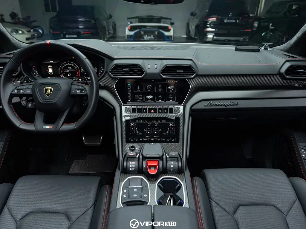 Lamborghini Urus — миниатюра 12