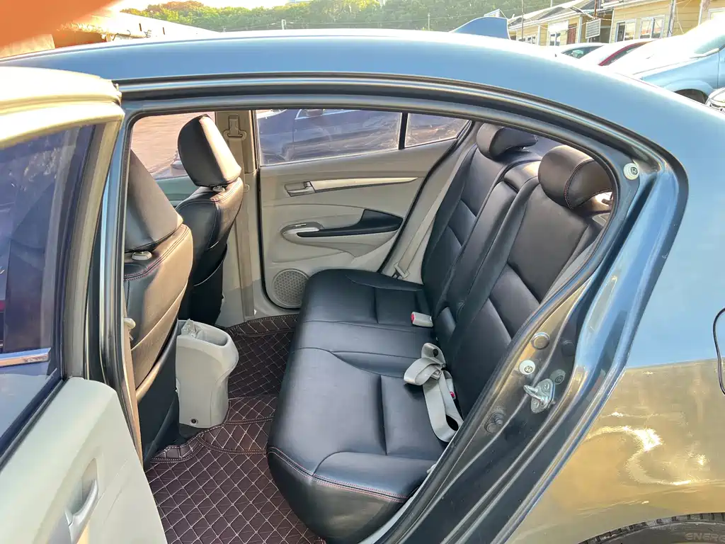 Honda City Classic — миниатюра 13