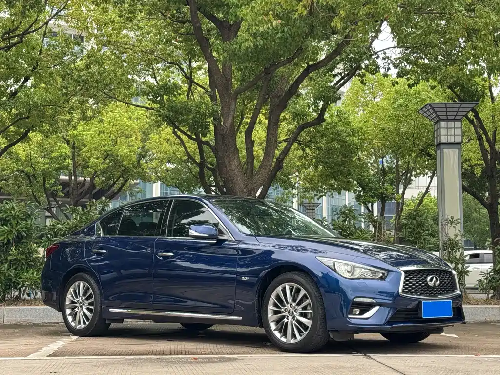 Infiniti Q50L — миниатюра 5