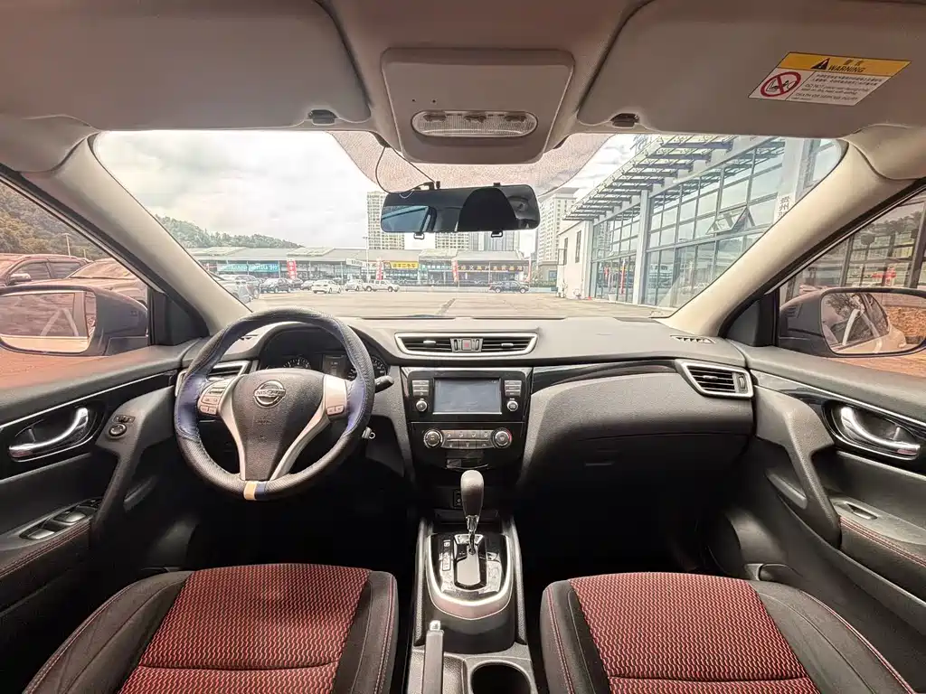 Nissan Qashqai — миниатюра 6