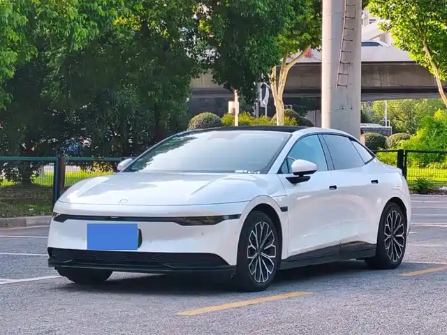 Zeekr 007