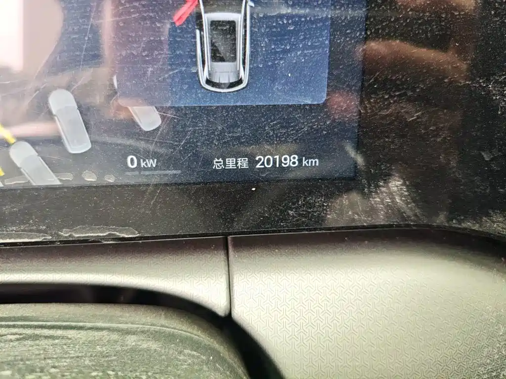 BYD L DM-i — миниатюра 5