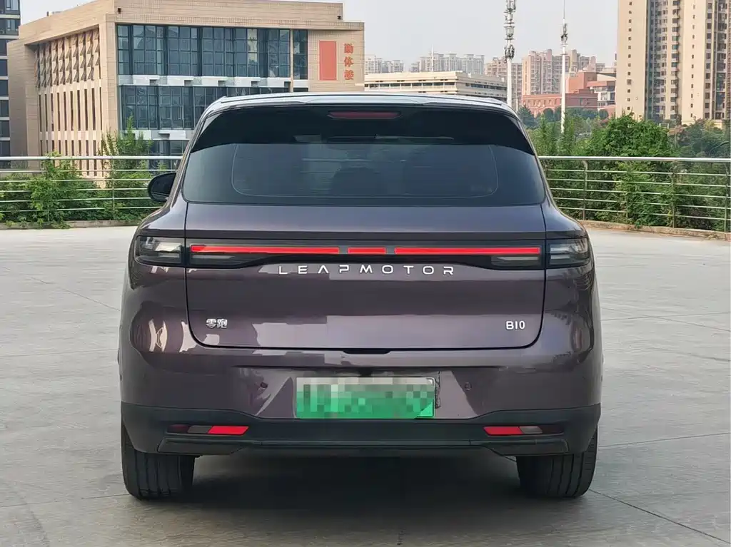 Leapmotor Leapmotor B10 — миниатюра 8