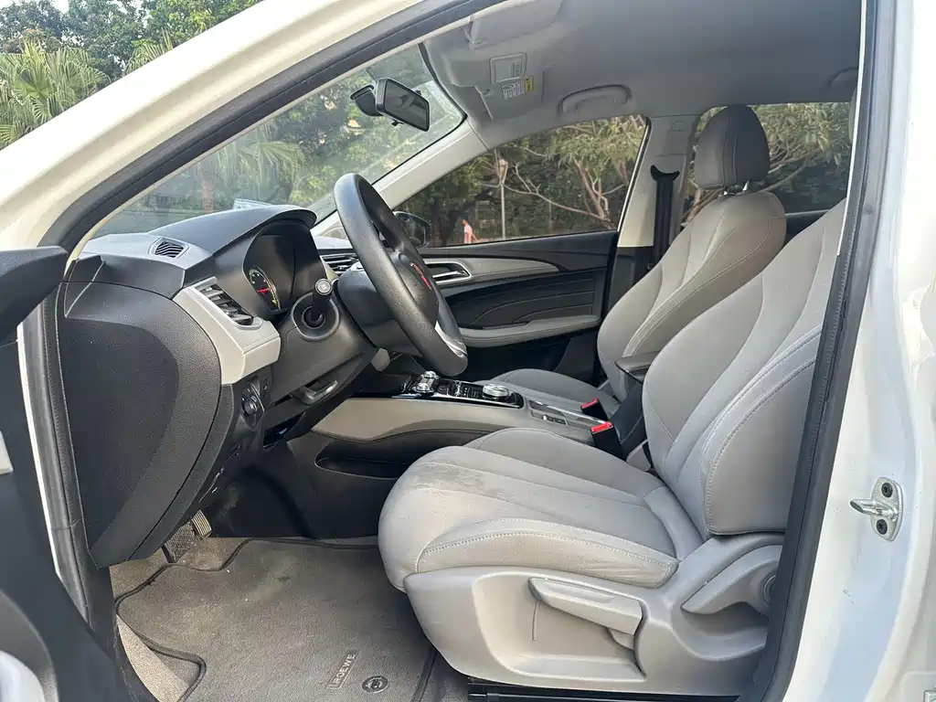 Roewe Ei5 — миниатюра 8