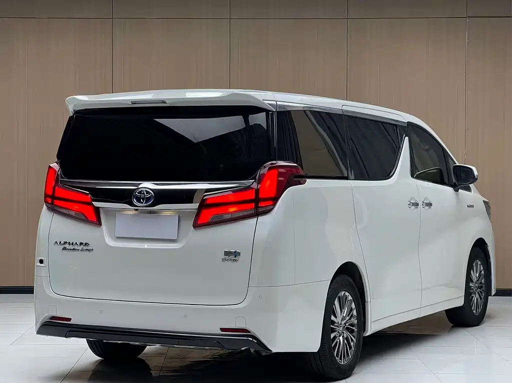 Toyota Vellfire 2019 2.5L HV Luxury
