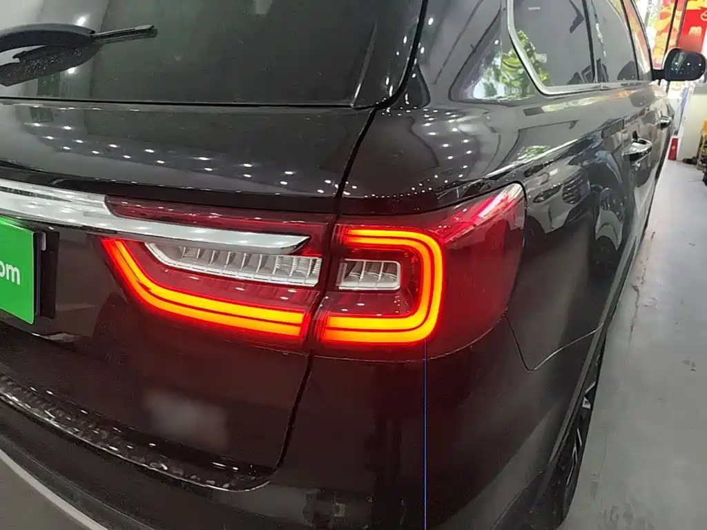 Hongqi Hongqi HS7 — миниатюра 8