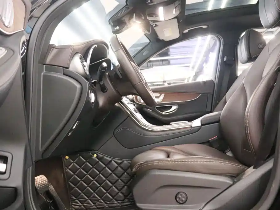 Mercedes-Benz GLC — миниатюра 15