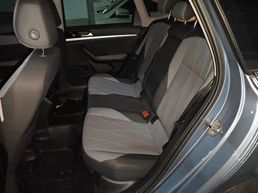 Volkswagen Lavida — миниатюра 13