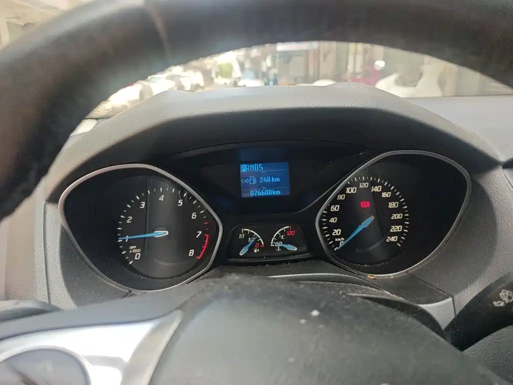 Ford Focus — миниатюра 7