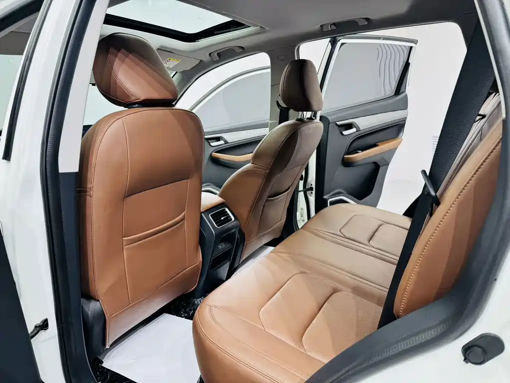 Geely Vision X6 — миниатюра 10