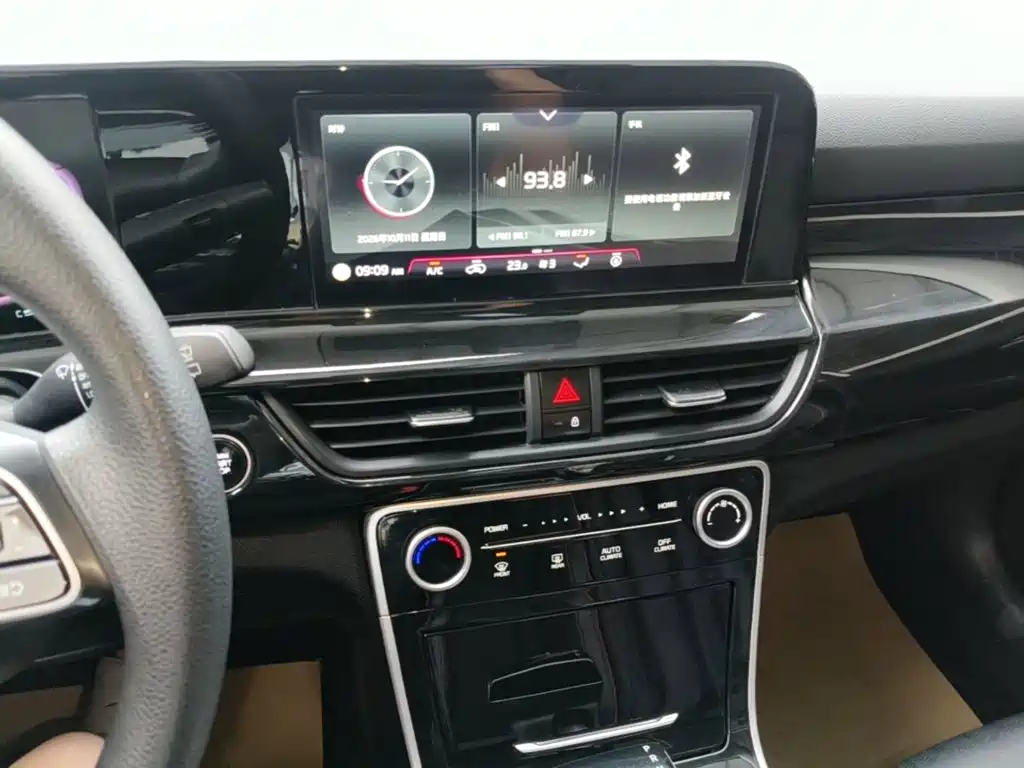 Kia Seltos — миниатюра 13