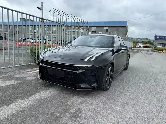 2023 Lynk & Co 03
