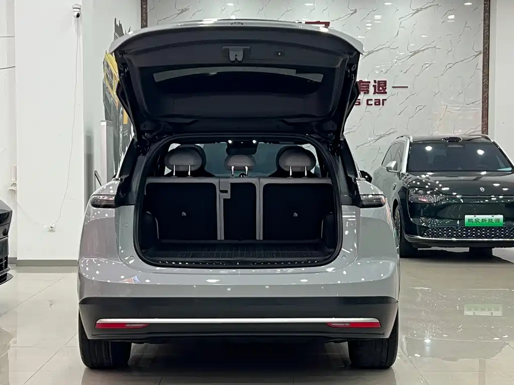 NIO ES6 — миниатюра 7