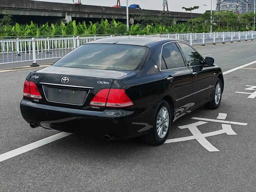 Toyota Crown 2007 2.5L Royal
