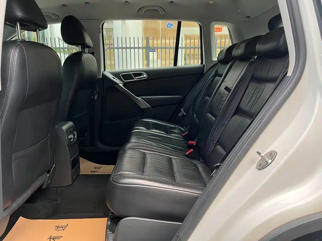 Volkswagen Tiguan — миниатюра 4