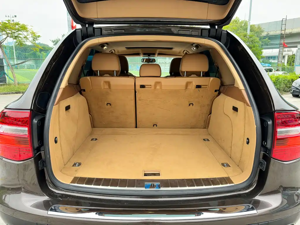 Porsche Cayenne — миниатюра 19