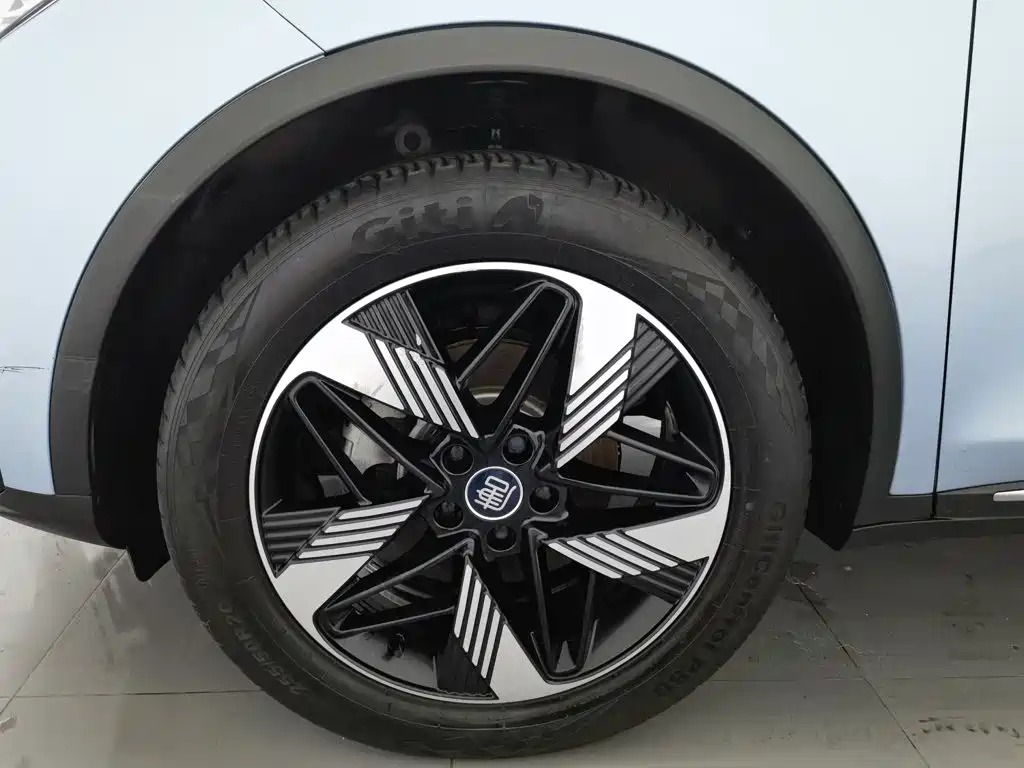 BYD Tang New Energy — миниатюра 17