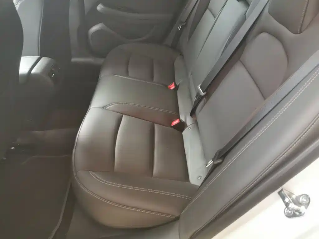 Chevrolet Malibu — миниатюра 17