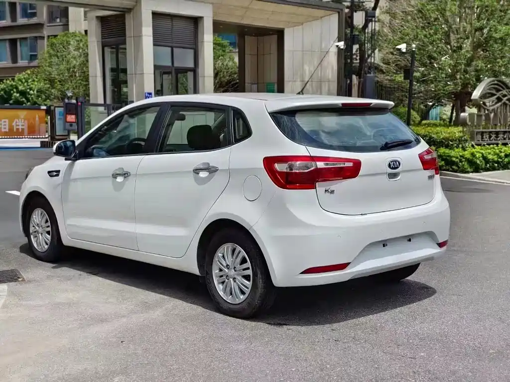 Kia K2 — миниатюра 7