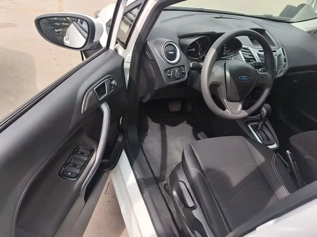 Ford Fiesta — миниатюра 16