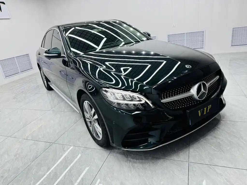 Mercedes-Benz C-Class — миниатюра 3