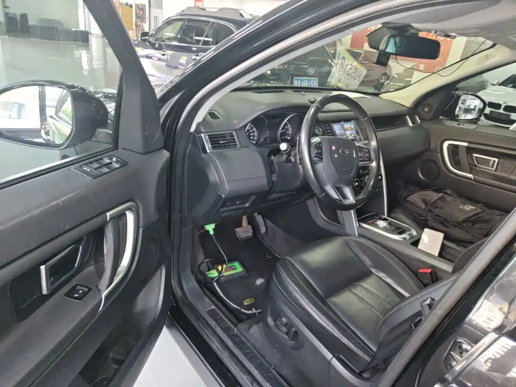 Land Rover Discovery Sport — миниатюра 16