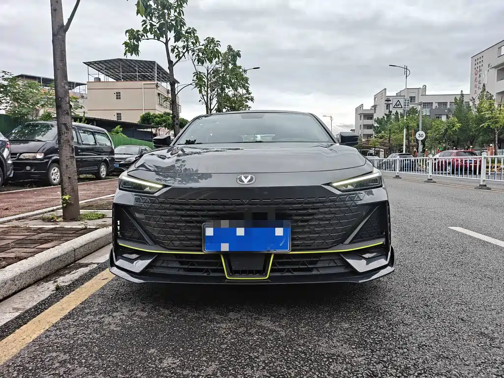 Changan UNI-V — миниатюра 2