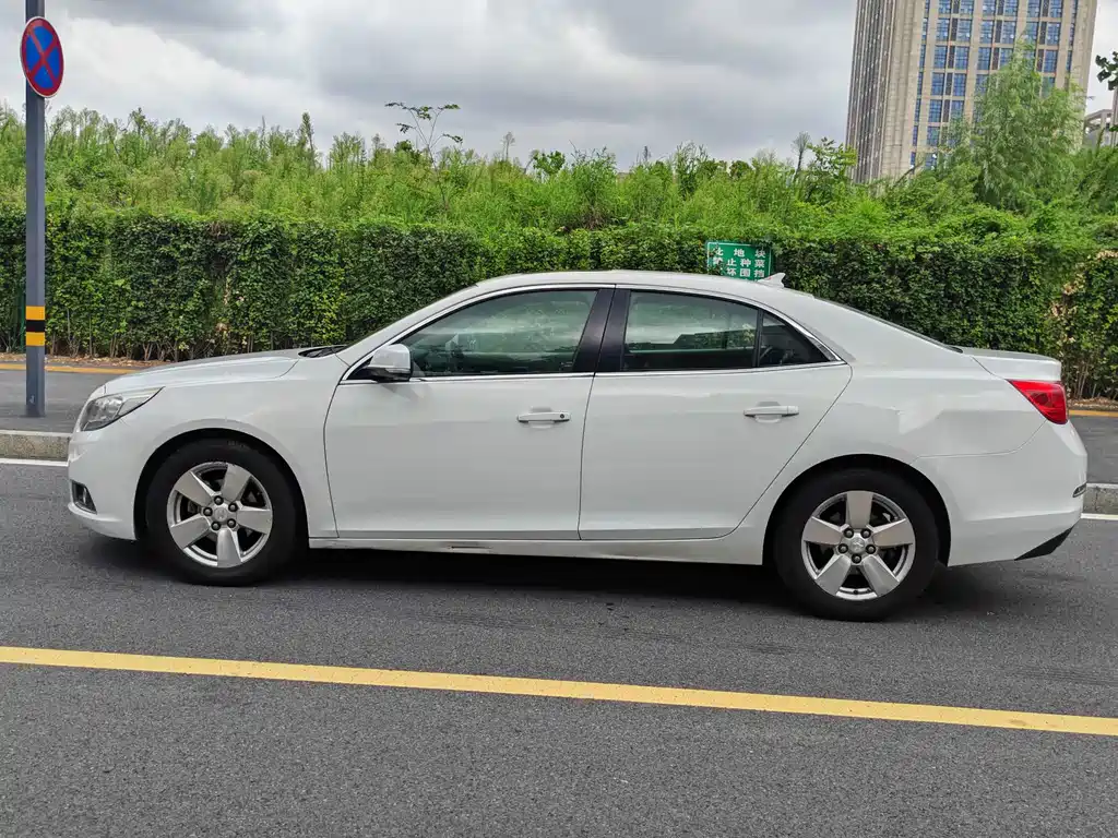 Chevrolet Malibu — миниатюра 6