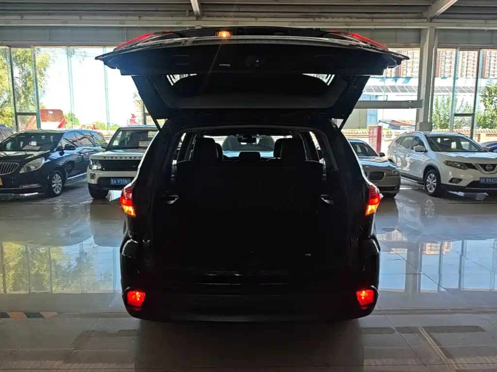 Toyota Highlander — миниатюра 19