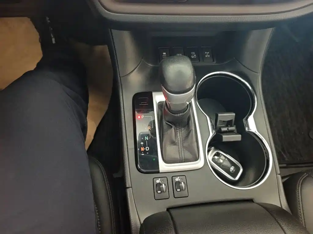 Toyota Highlander — миниатюра 14