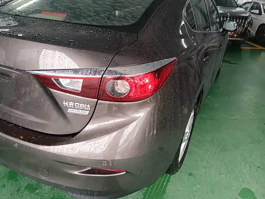 Mazda 3 Axela — миниатюра 8