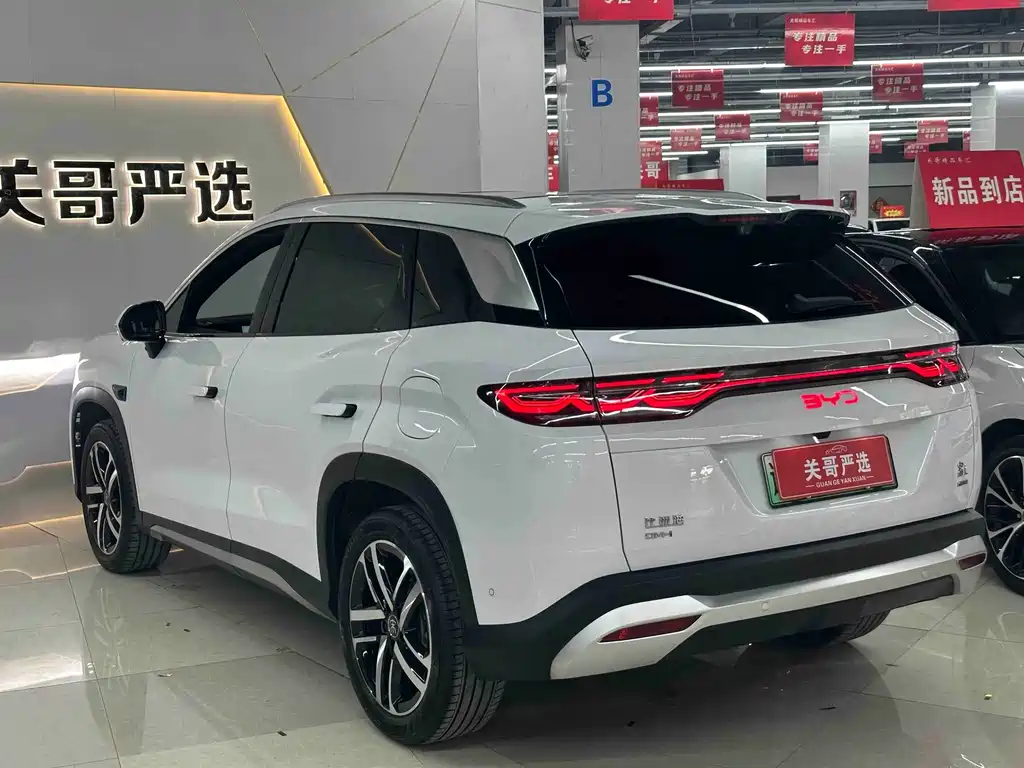 BYD L DM-i — миниатюра 7