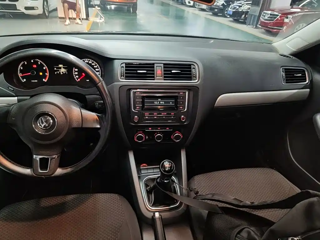 Volkswagen Sagitar — миниатюра 13