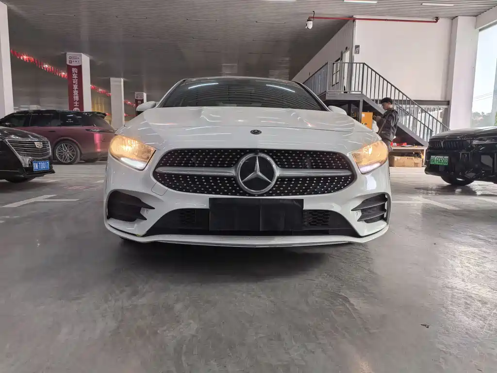 MERCEDES-BENZ A CLASS