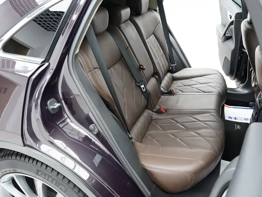 Infiniti QX70 — миниатюра 13