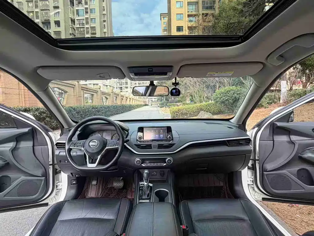 Nissan Teana — миниатюра 7
