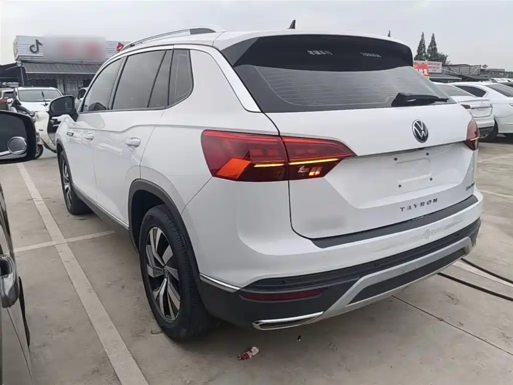 Volkswagen Tayron 2021 330TSI 3