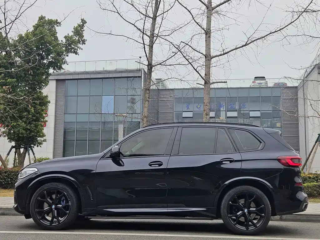 BMW X5 2022 xDrive40i Premium M Sport