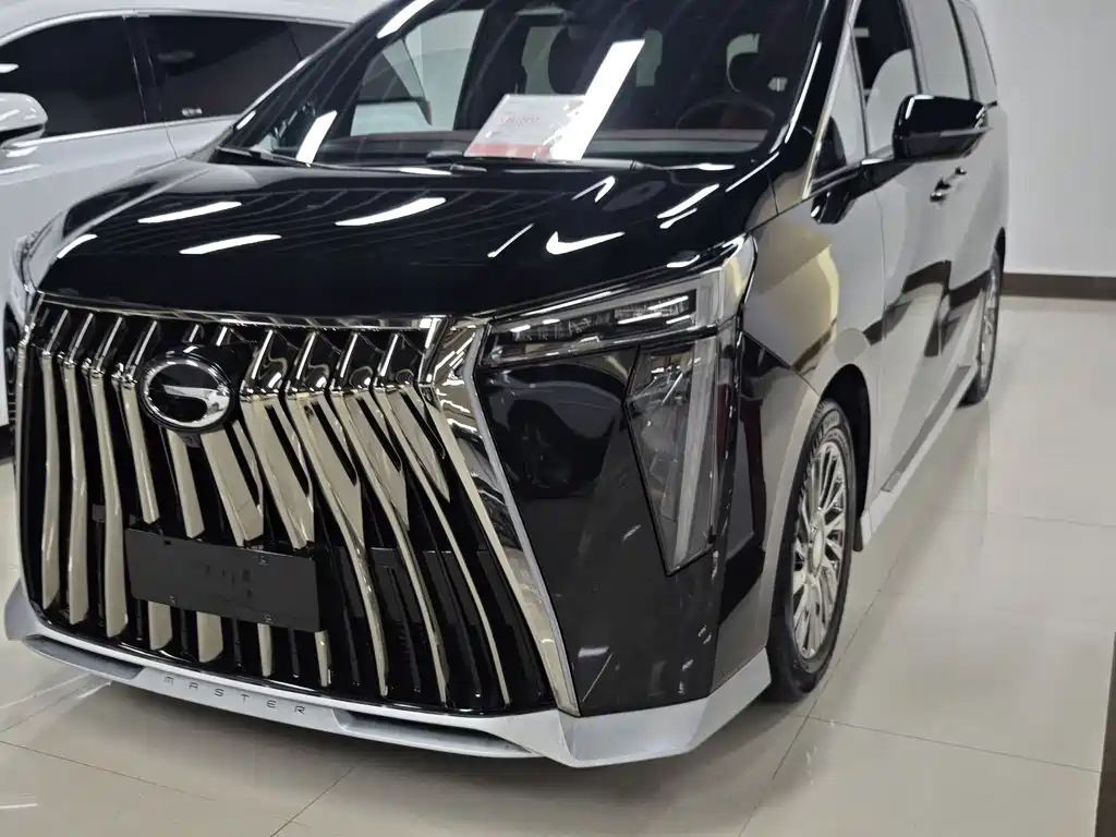 GAC M8